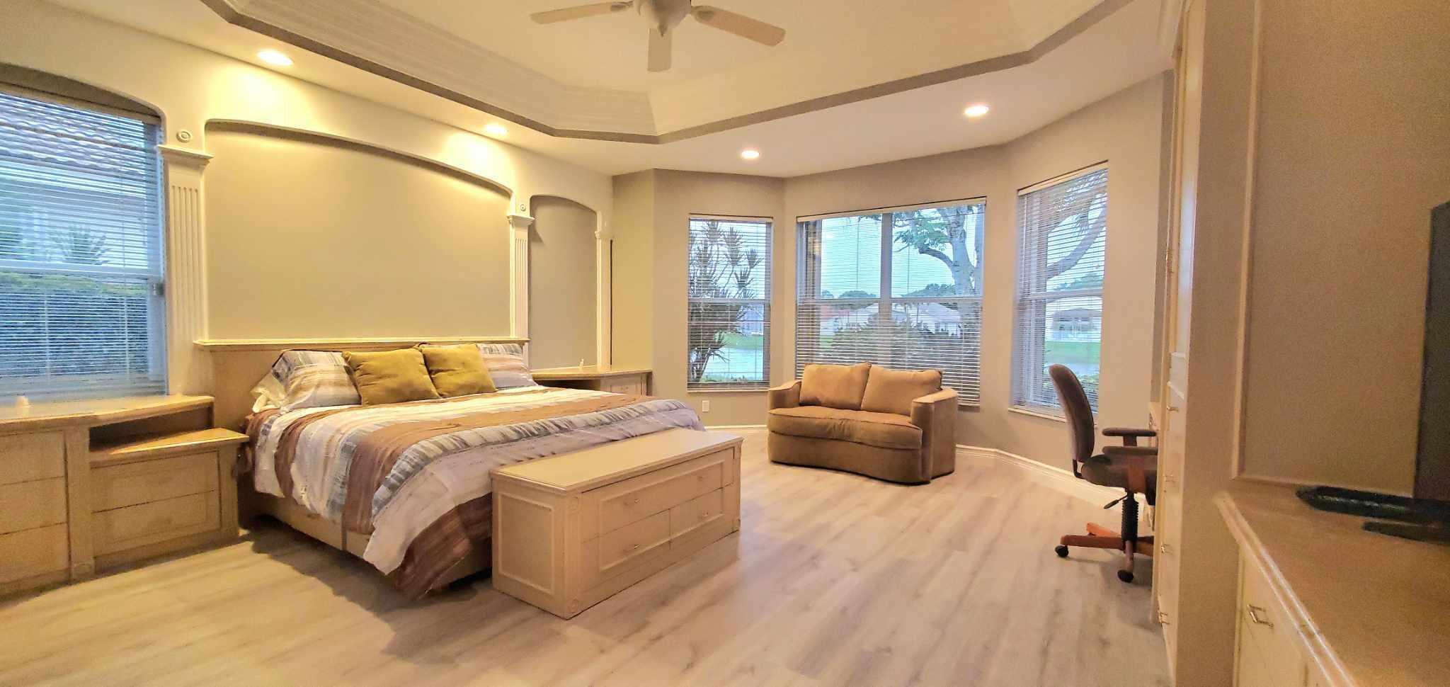 VALENCIA LAKES 1 - Residential Lease