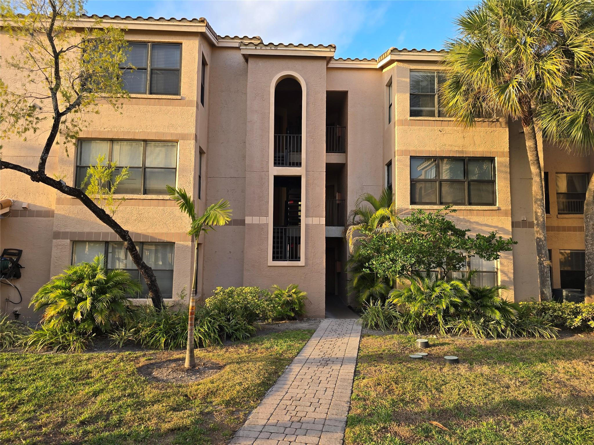Sundance At Davie Condo - Residential Lease