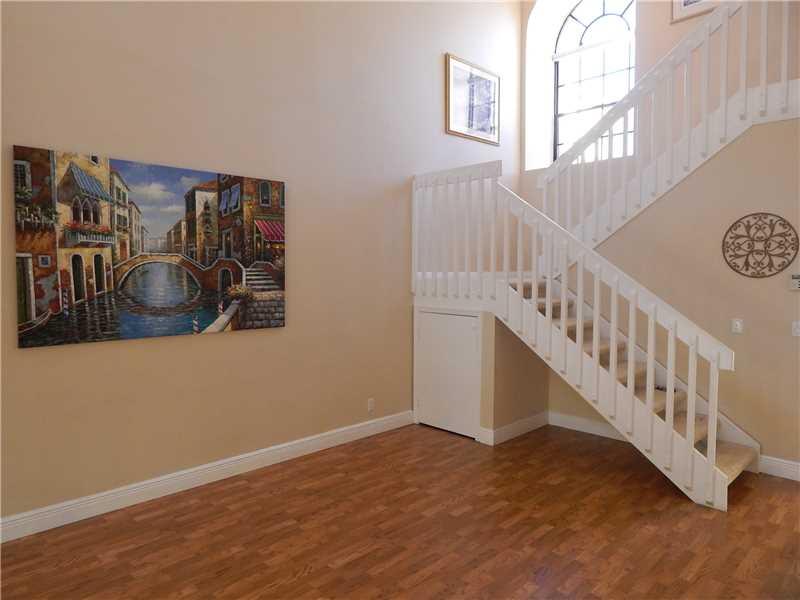 EMERALD OAKS #22 CONDO - Residential Lease