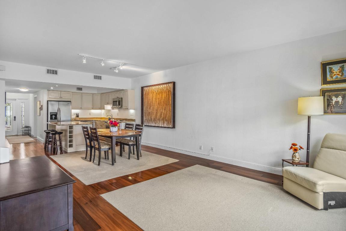 730 Greensward Court 105-J