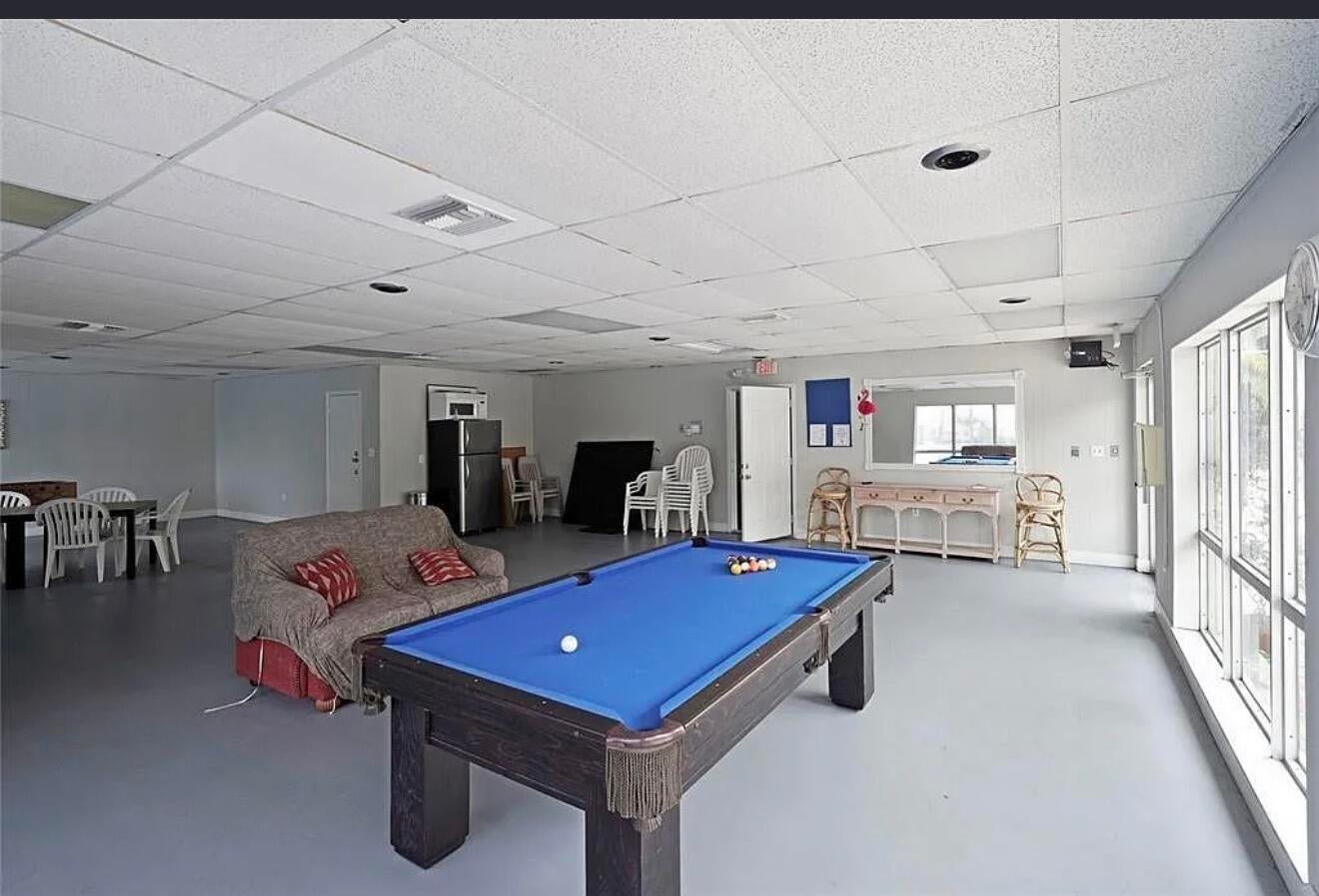 801 W Oakland Park Boulevard B10