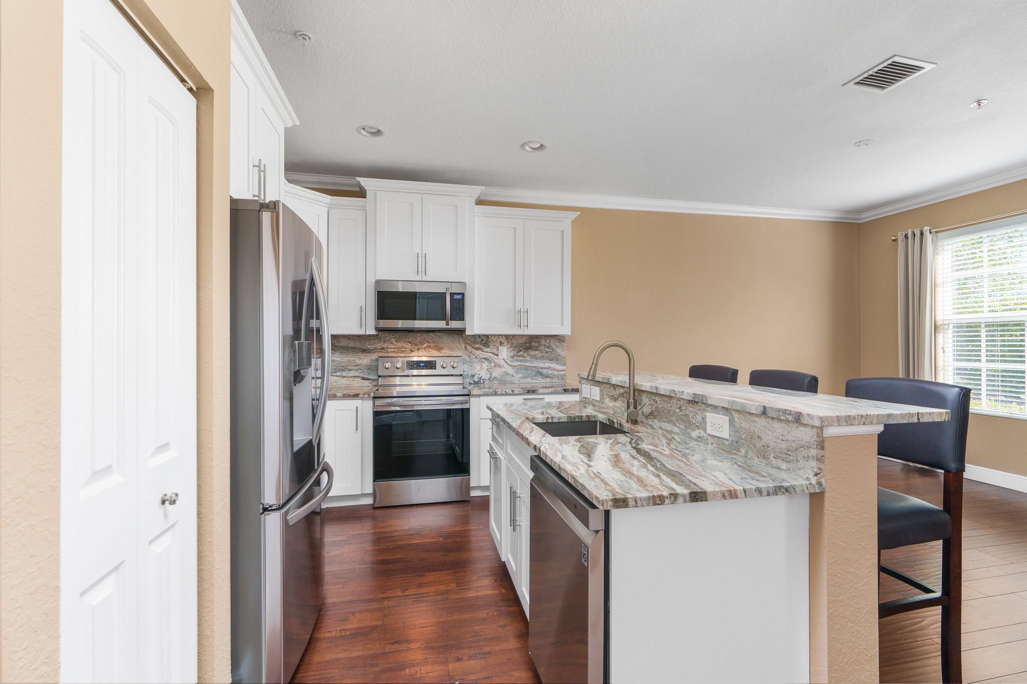 ORCHID GROVE - Residential