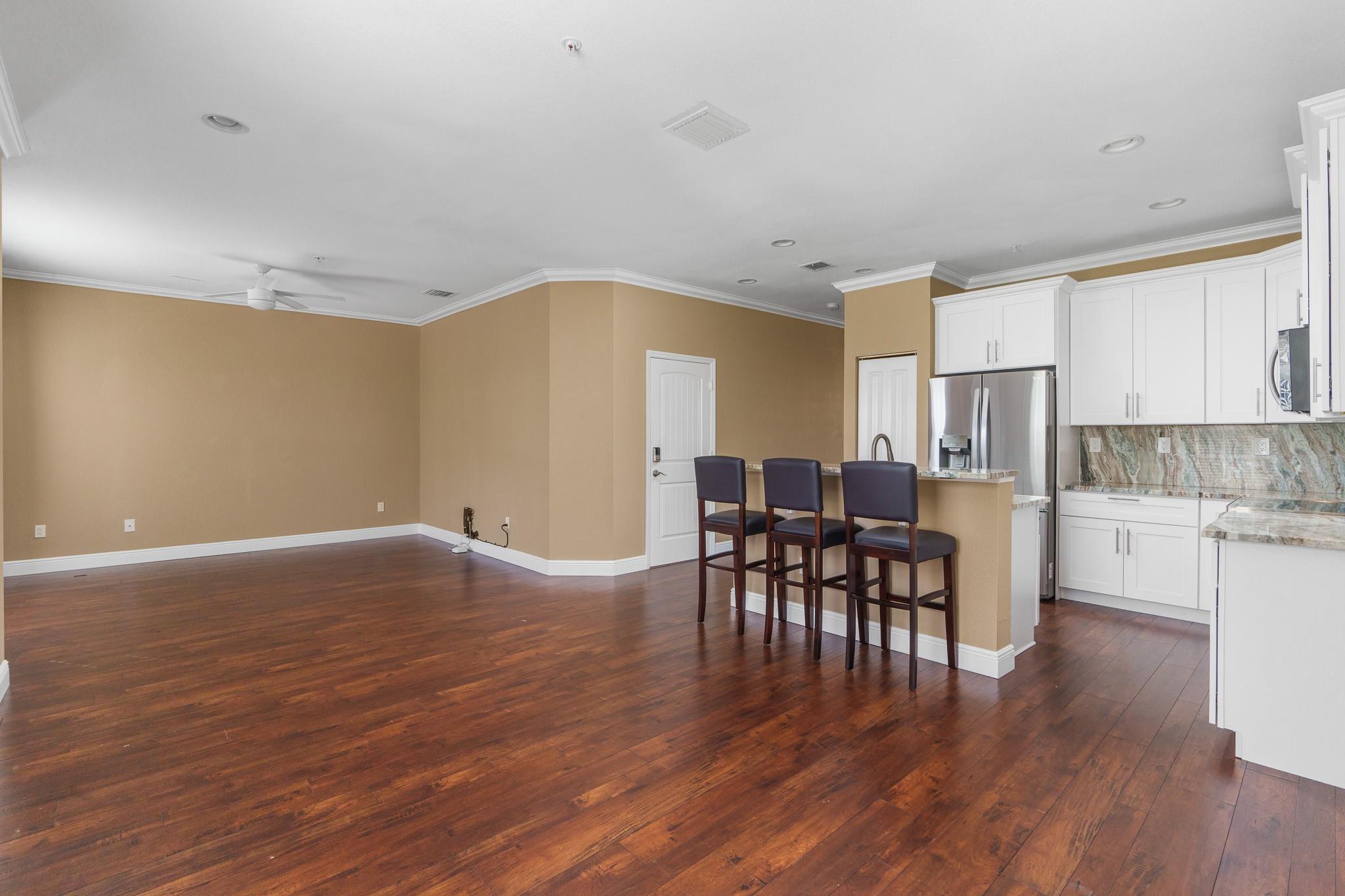 ORCHID GROVE - Residential