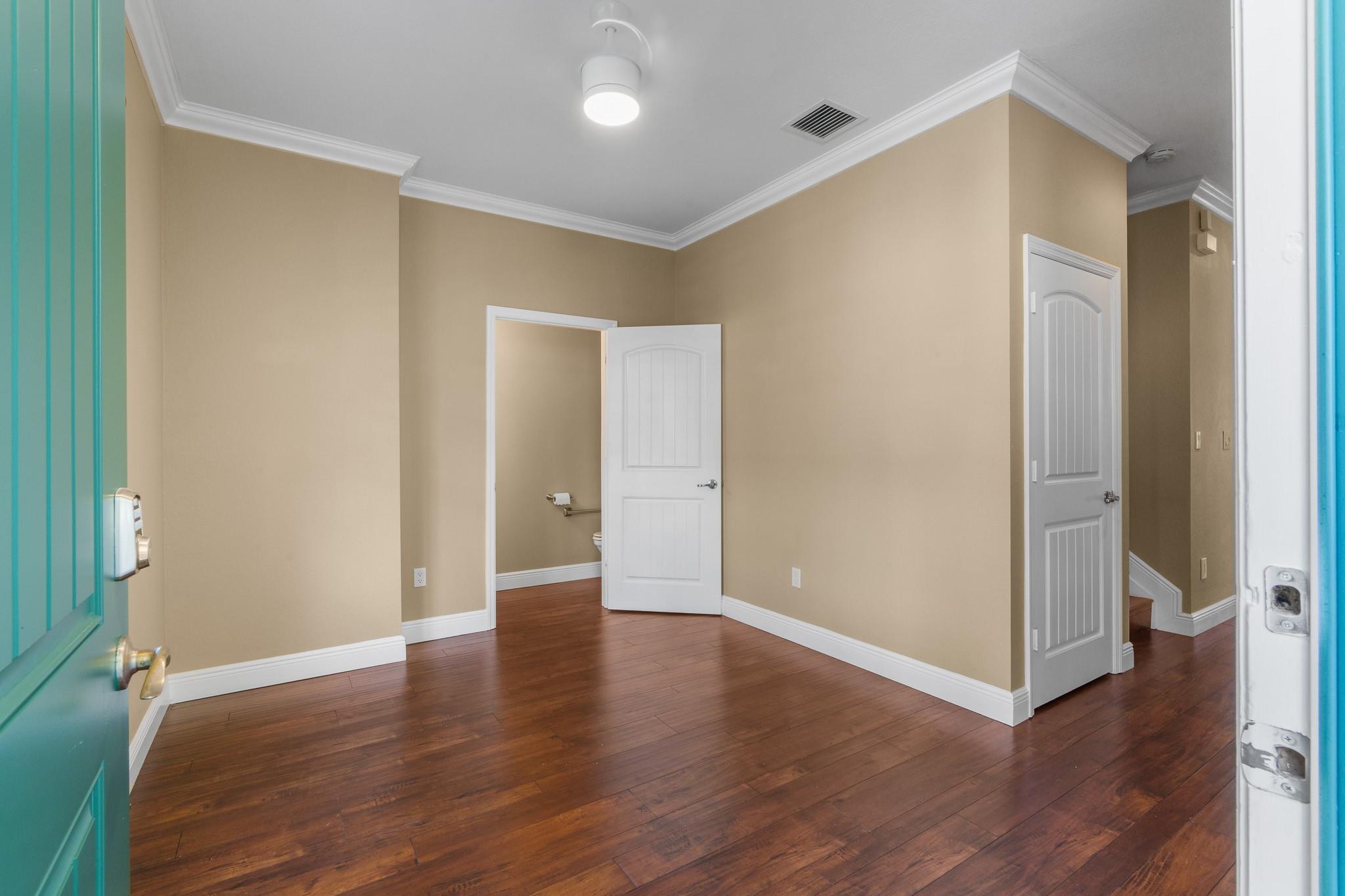 ORCHID GROVE - Residential