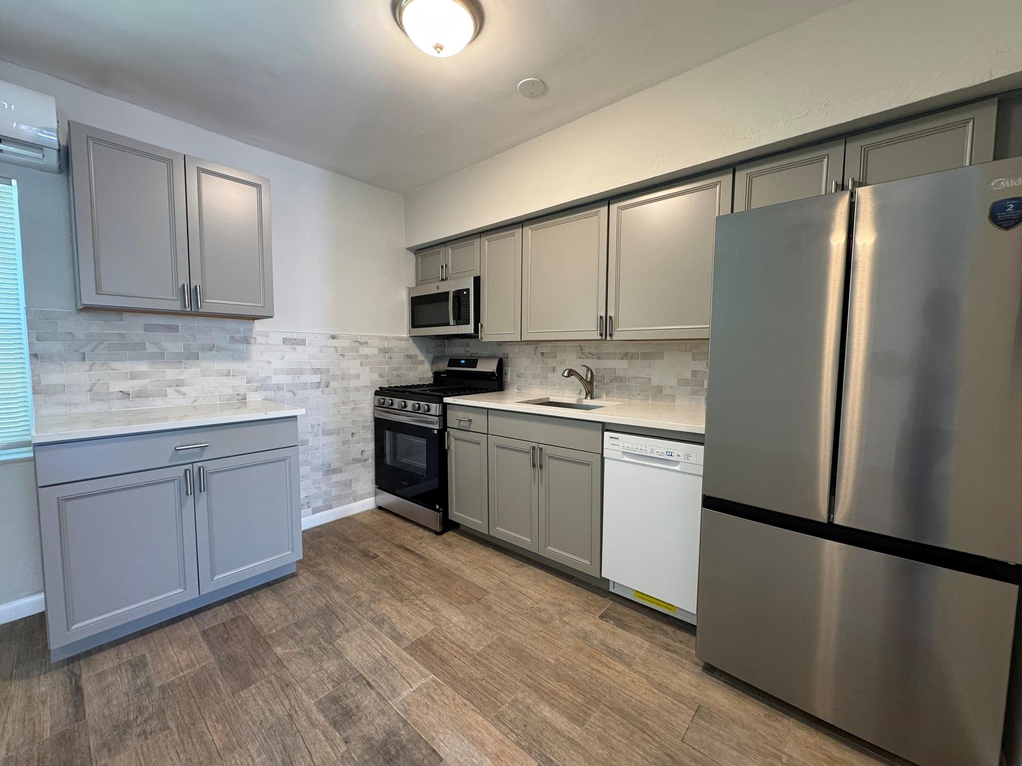 Ocean Beach Add 03 - Residential Lease