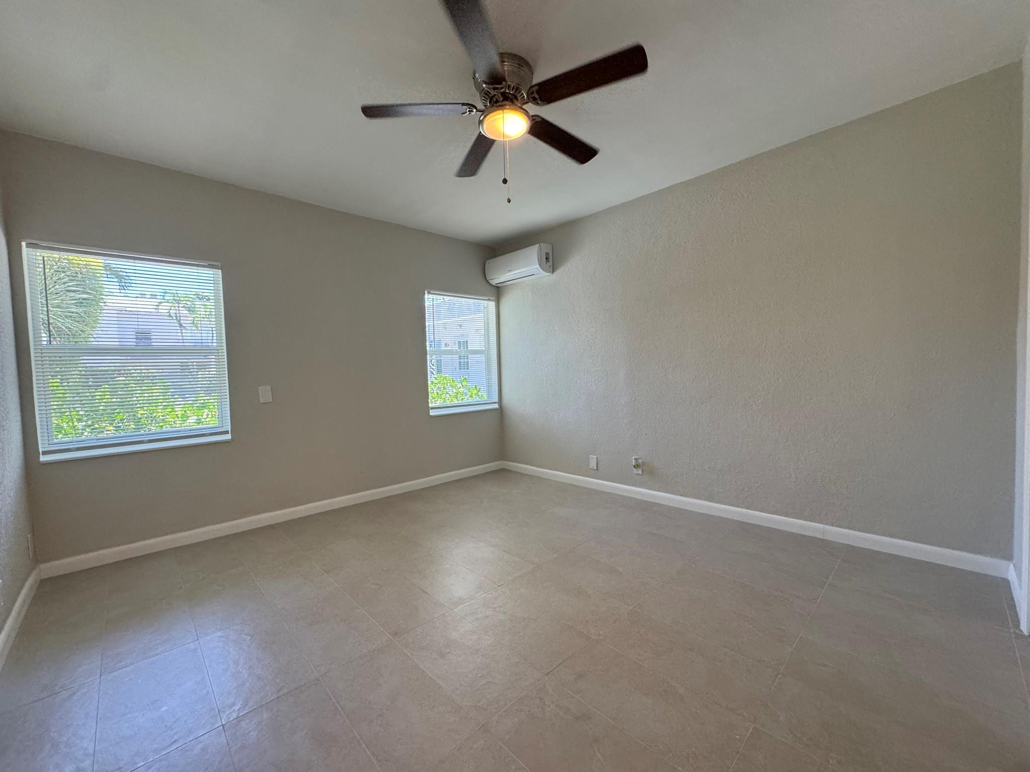 Ocean Beach Add 03 - Residential Lease