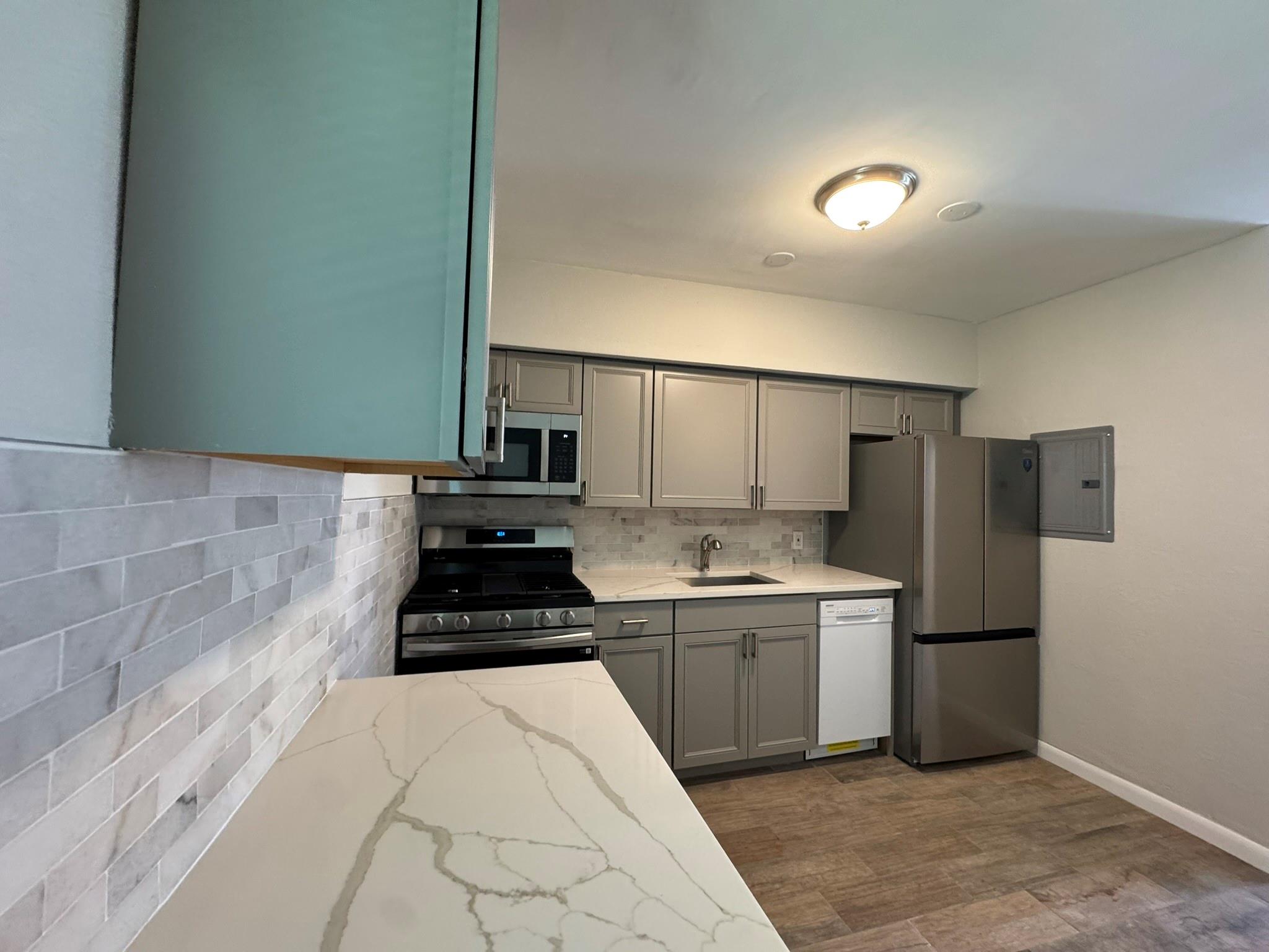 Ocean Beach Add 03 - Residential Lease