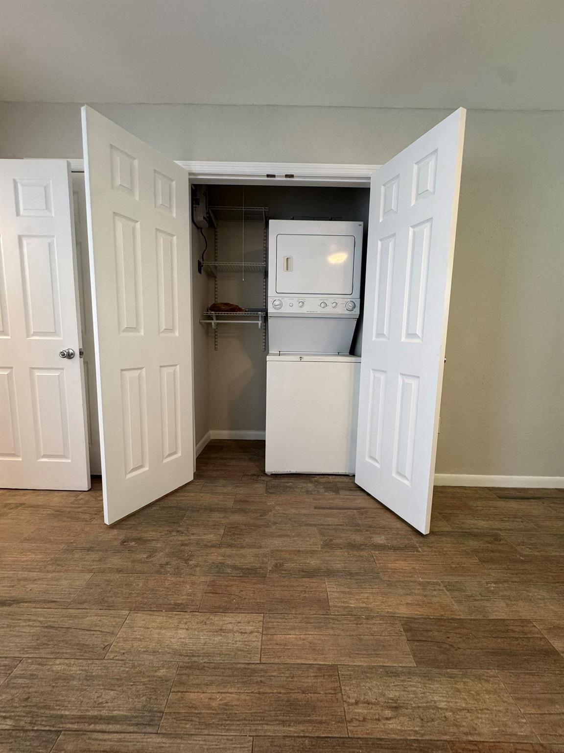 Ocean Beach Add 03 - Residential Lease