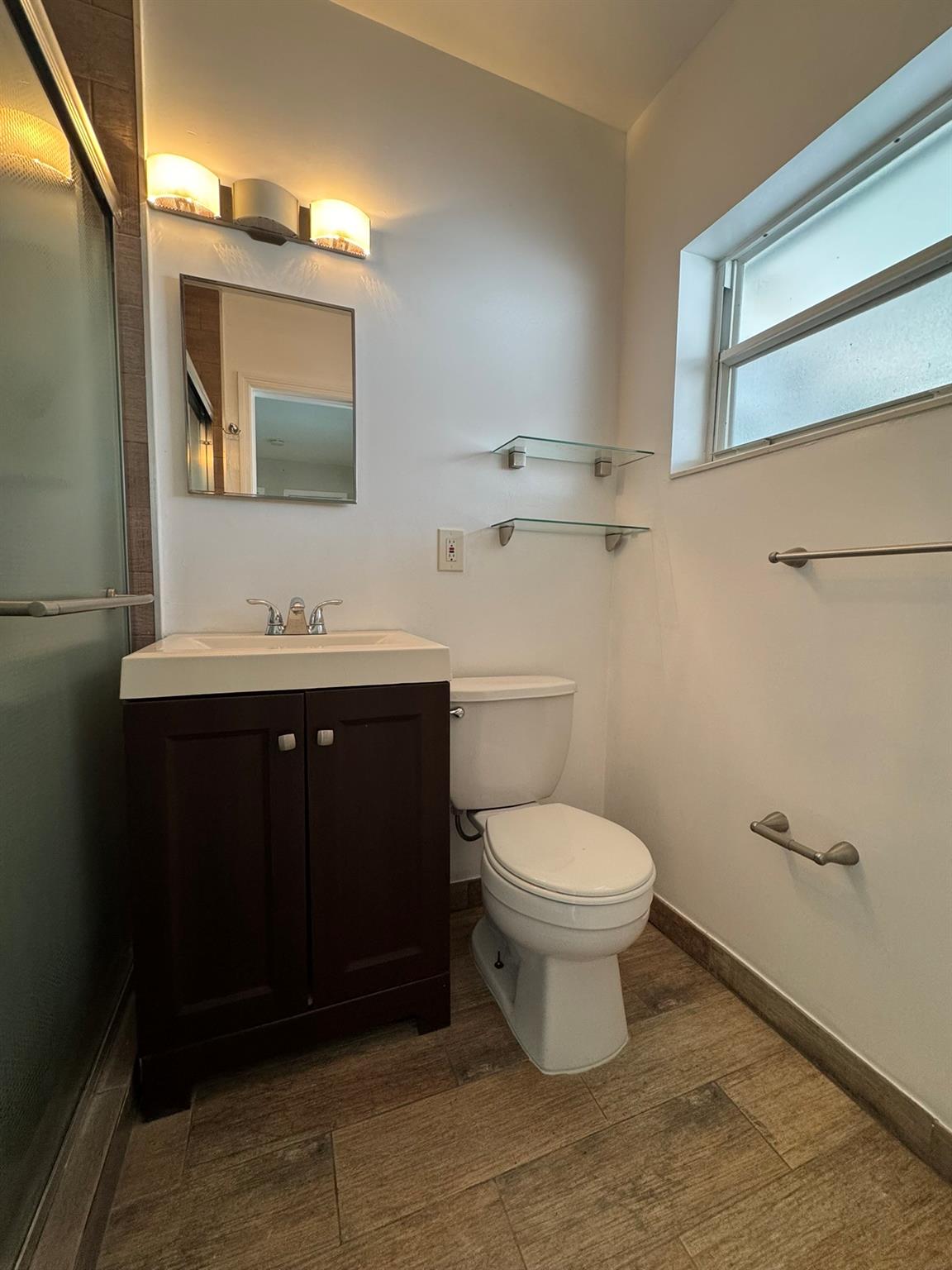 Ocean Beach Add 03 - Residential Lease