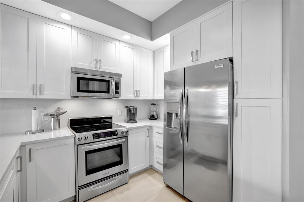 Strada 315 Condo - Residential Lease