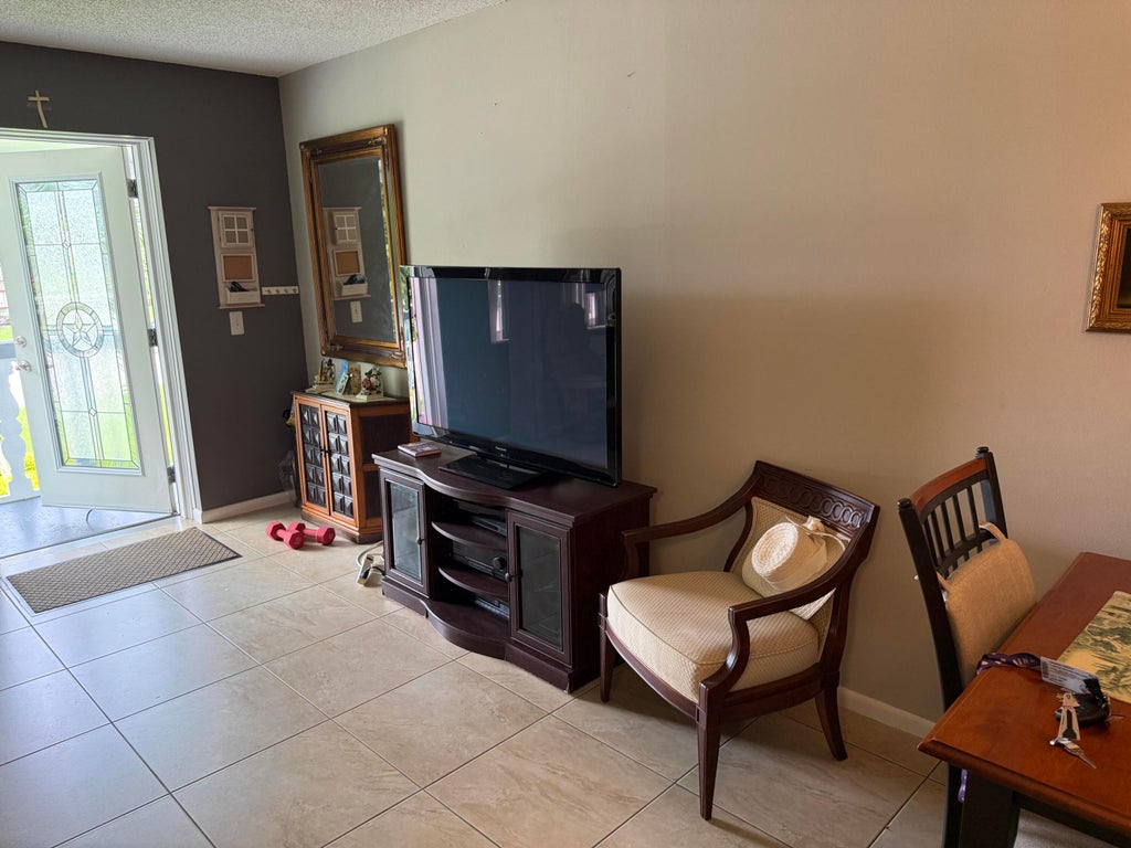Photo of 15 CHATHAM A #15, West Palm Beach, FL 33417 (MLS # B26072868)