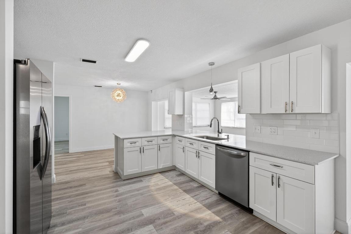 8776 SE Bahama Circle