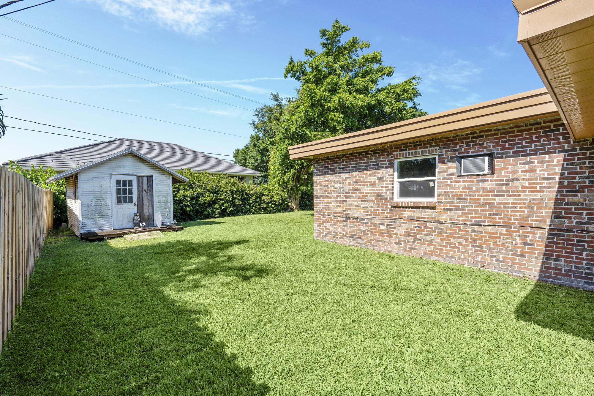 CLEWISTON RAILROAD TRACTS - Residential