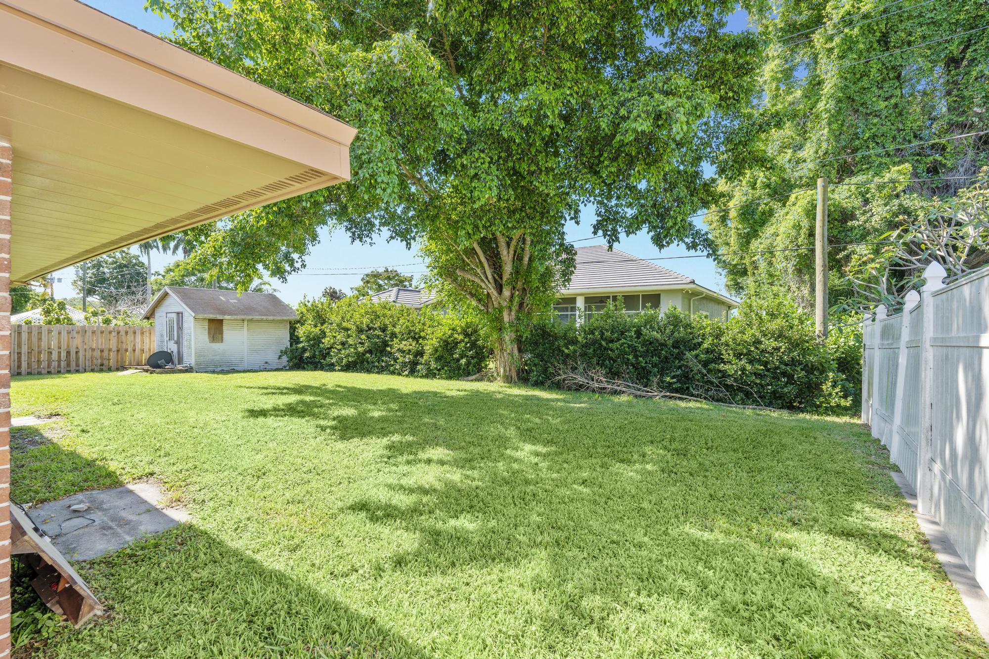 CLEWISTON RAILROAD TRACTS - Residential