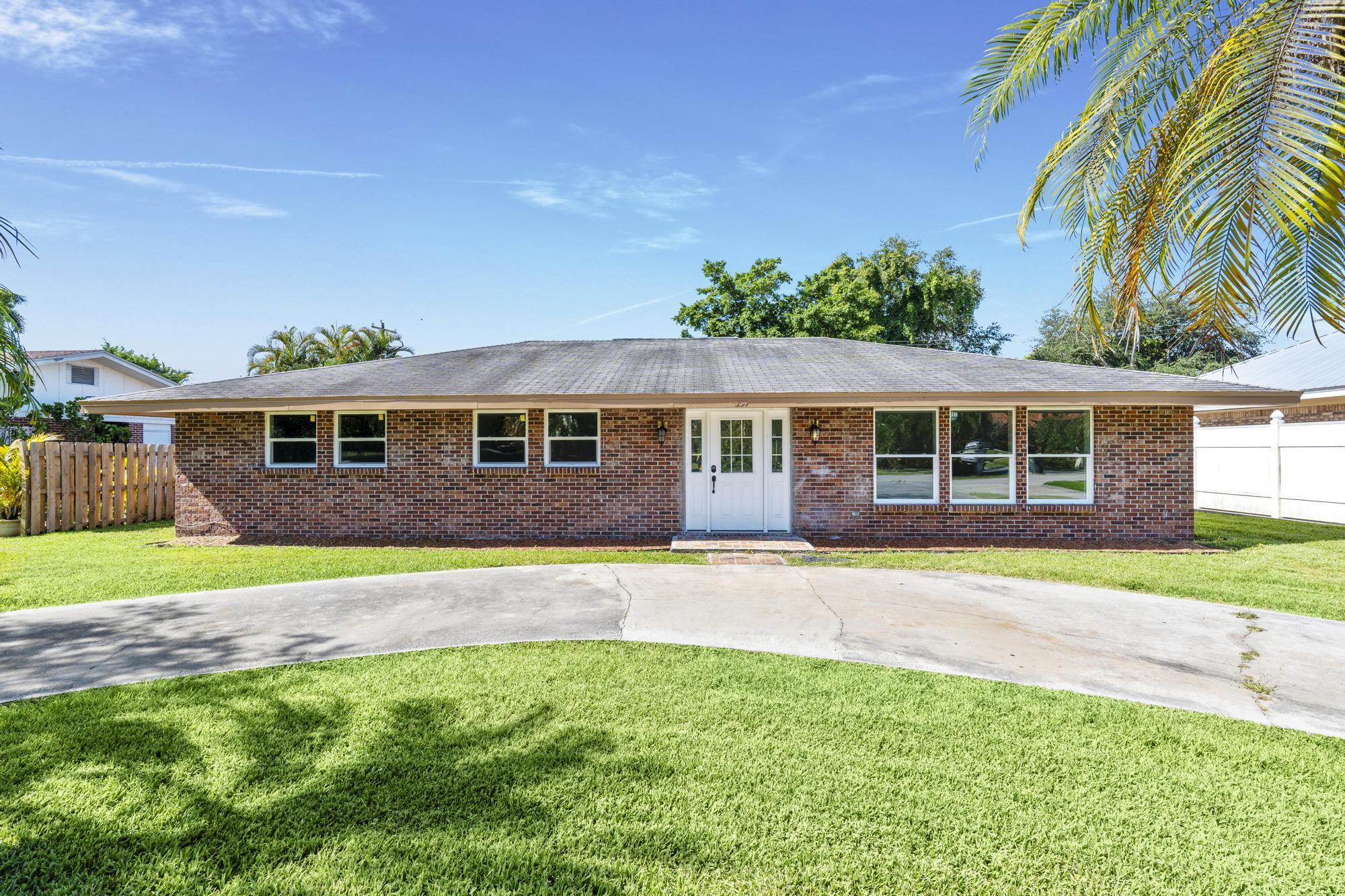 CLEWISTON RAILROAD TRACTS - Residential