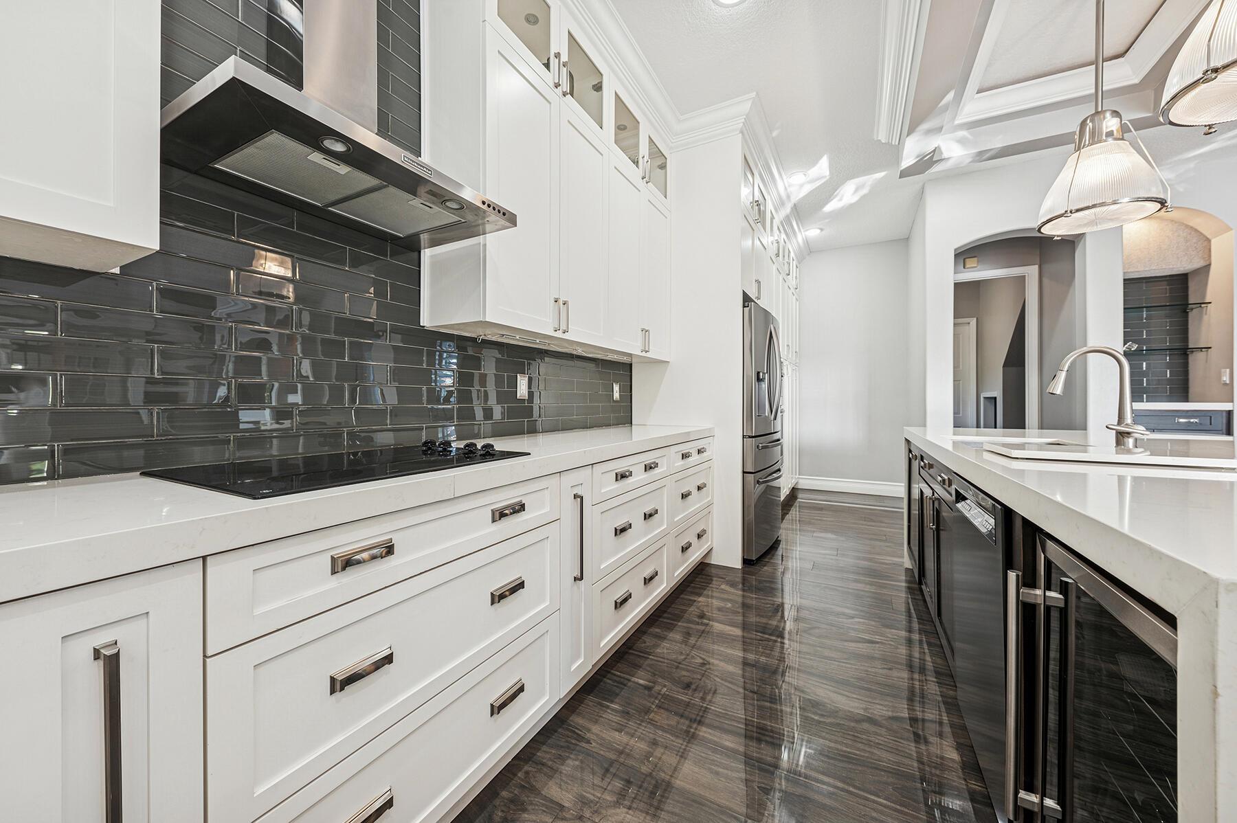 JOURNEYS END 1 - Residential