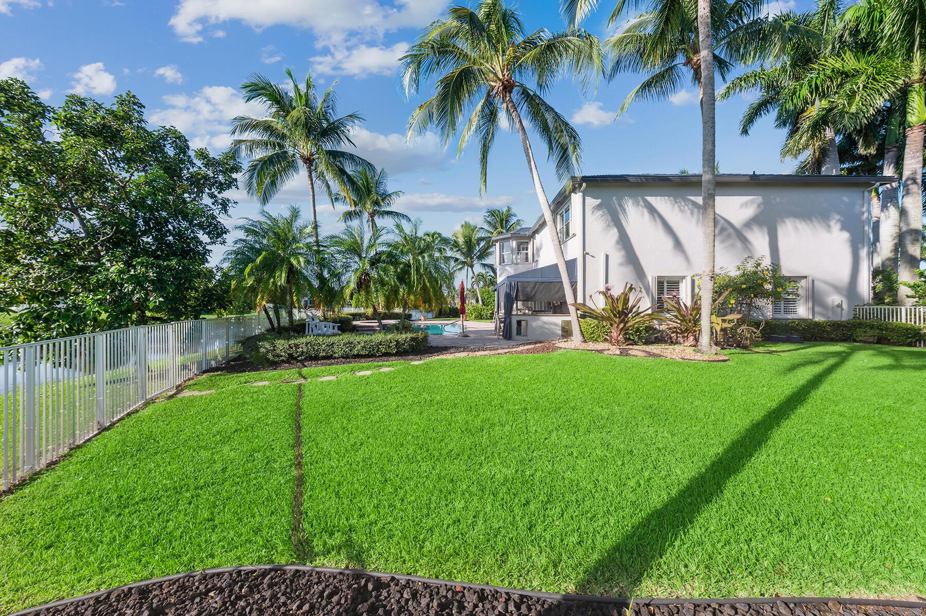 JOURNEYS END 1 - Residential