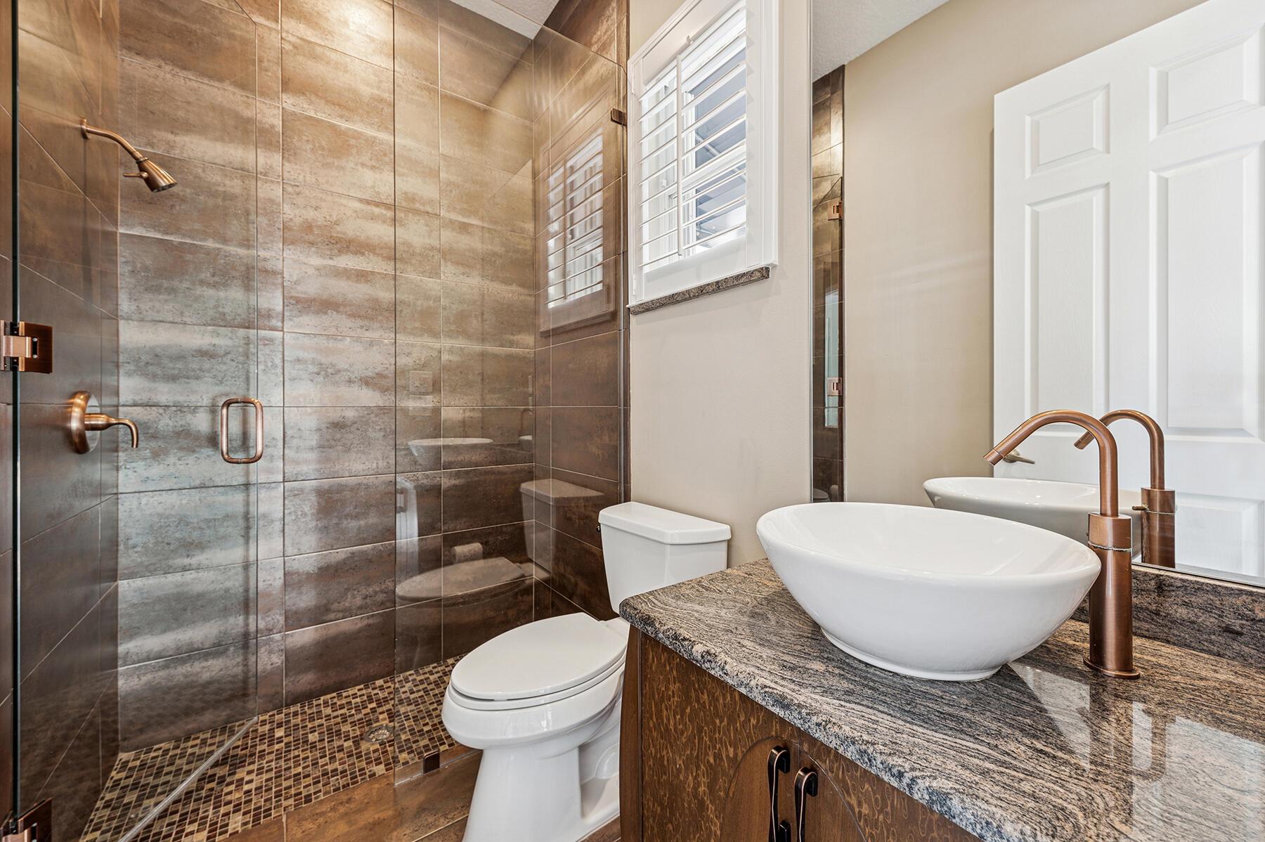 JOURNEYS END 1 - Residential