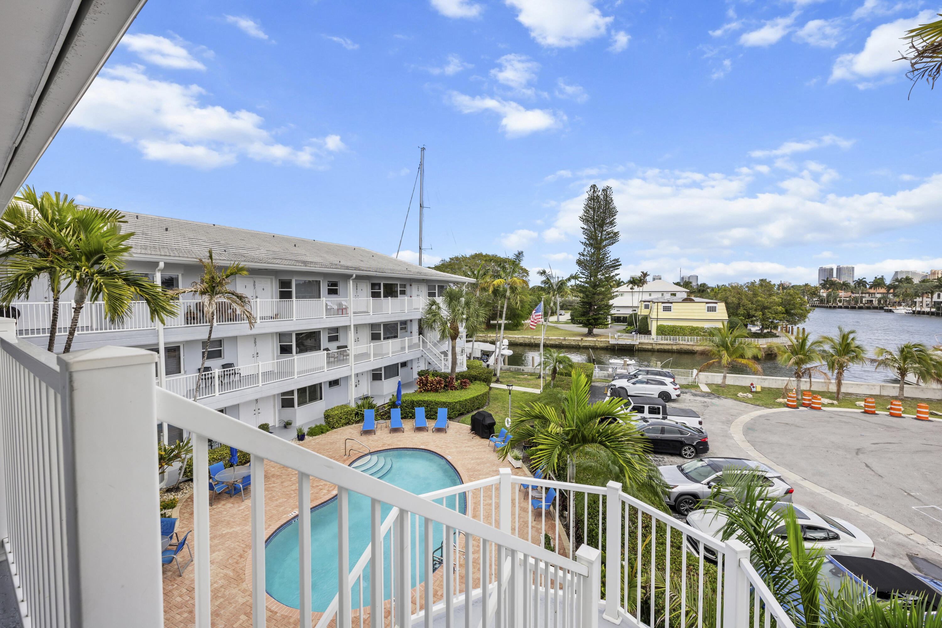 BURTON POINT CONDO - Residential