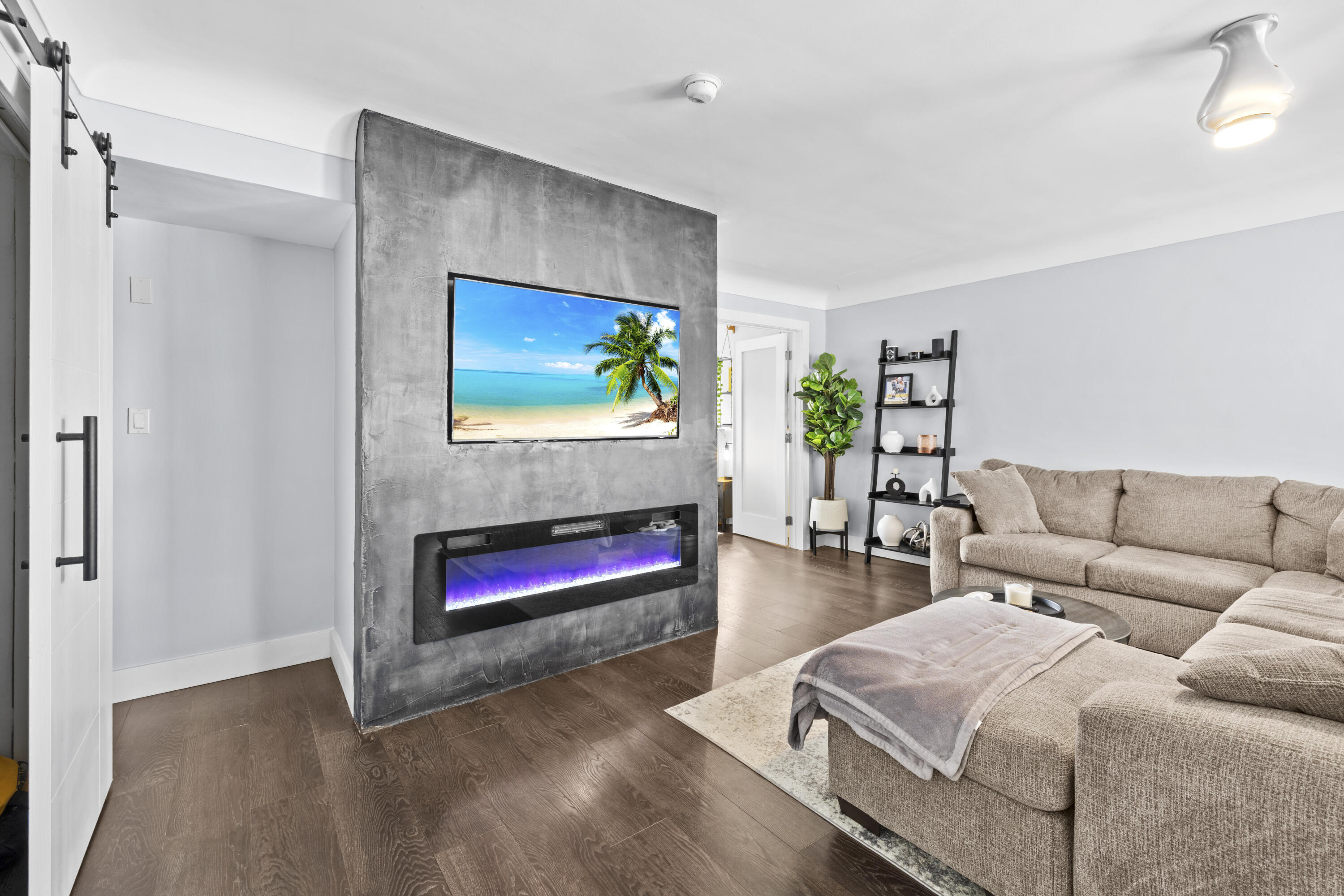 BURTON POINT CONDO - Residential