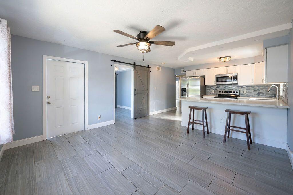 OAKLAND PARK SECOND ADD - Residential Income