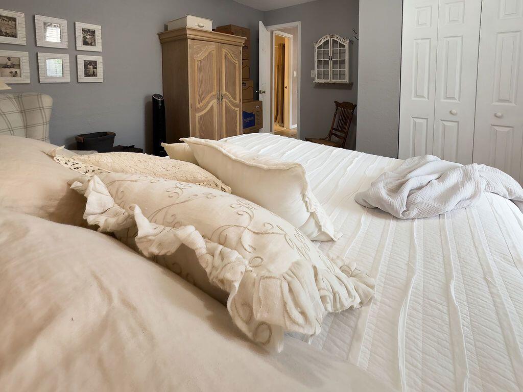 OAKLAND PARK SECOND ADD - Residential Income