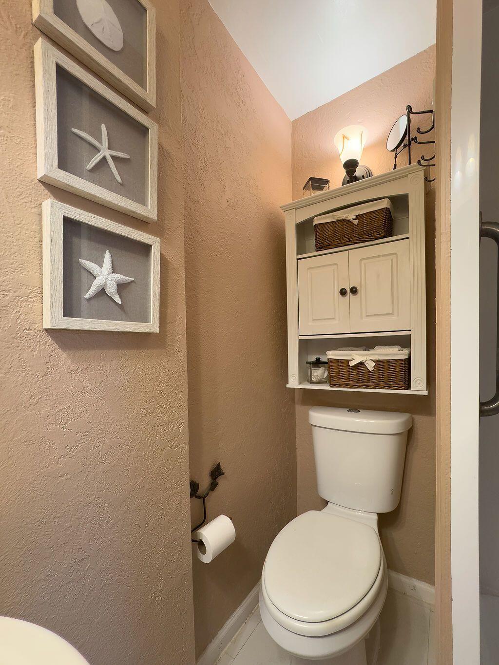 OAKLAND PARK SECOND ADD - Residential Income