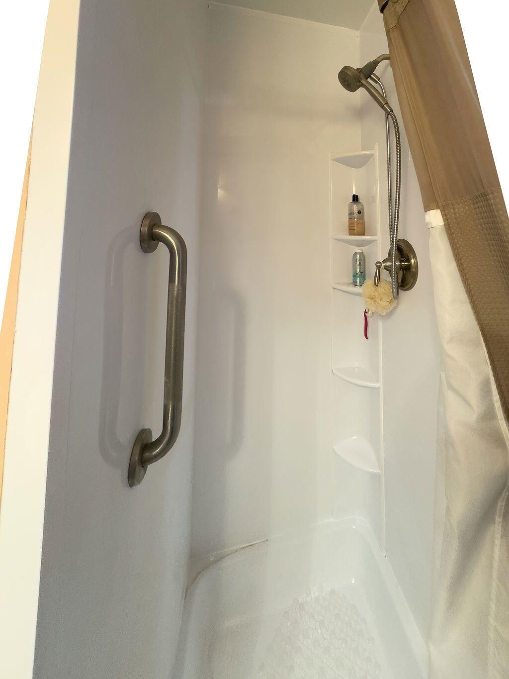 OAKLAND PARK SECOND ADD - Residential Income