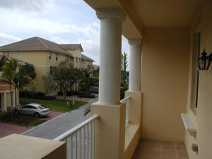 VISTABELLA AT RENAISSANCE COMMONS 2 PUD - Residential Lease