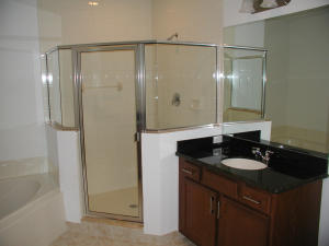 VISTABELLA AT RENAISSANCE COMMONS 2 PUD - Residential Lease