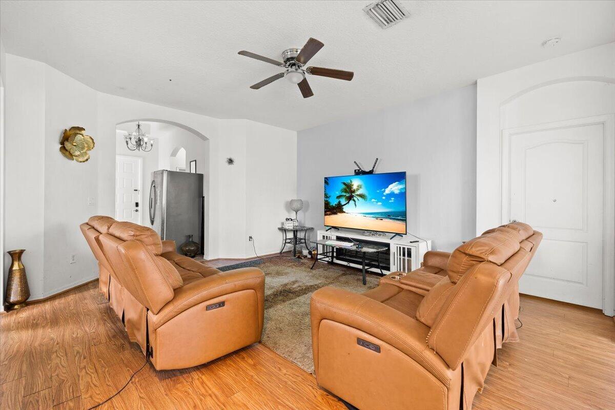 122 Seminole Lakes Drive