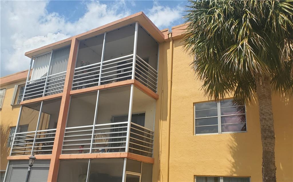 Heritage Circle - Residential
