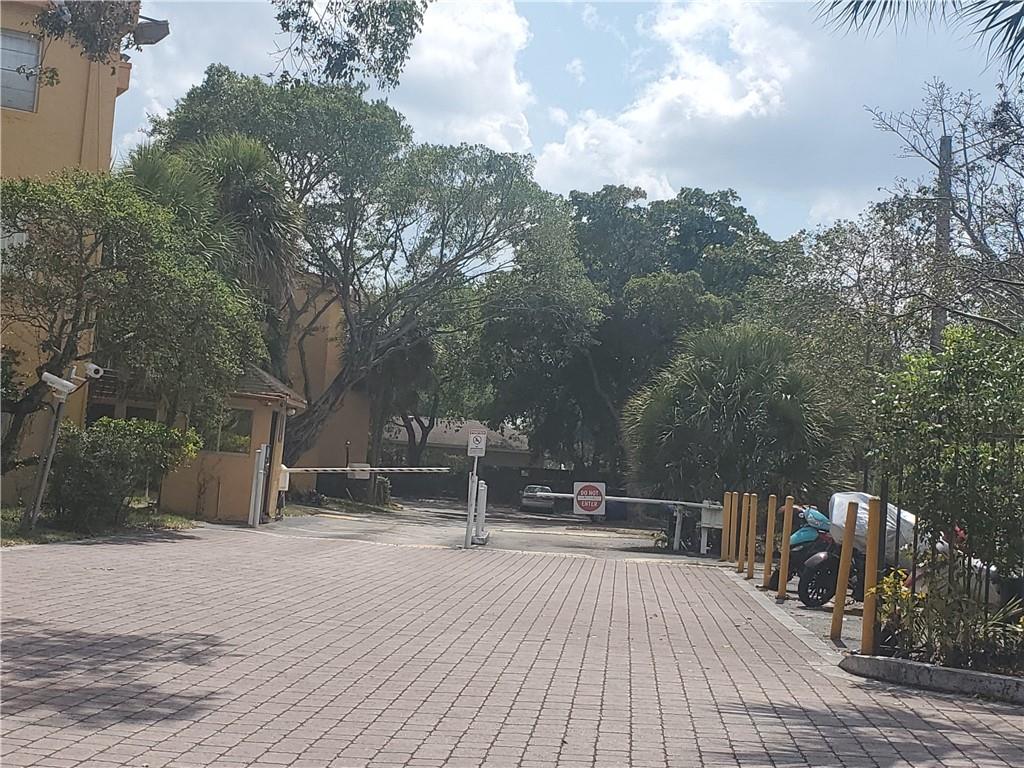 Heritage Circle - Residential