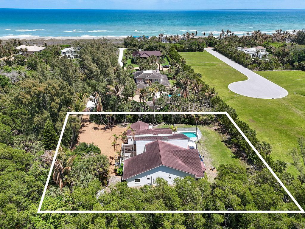 Photo of 114 N Beach Road, Jupiter Island, FL 33455 (MLS # B26030449)
