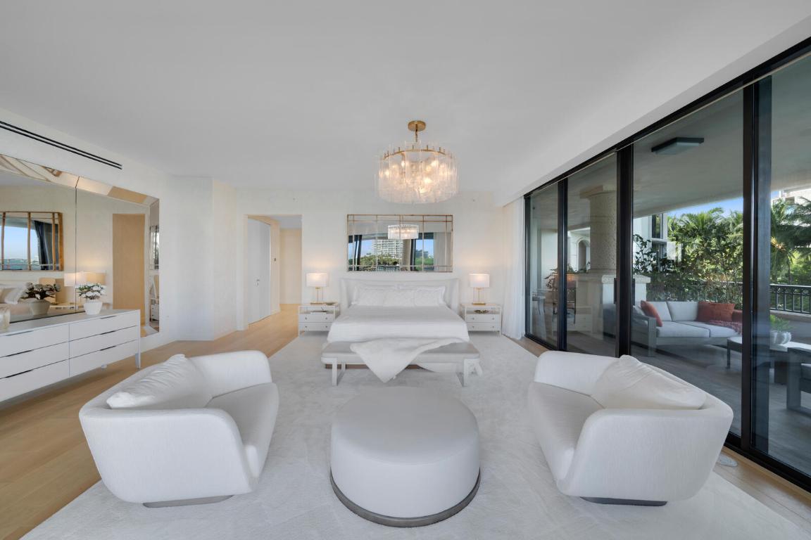PALAZZO DEL SOL/DELLA LUNA AT FISHER ISLAND CONDO - Residential