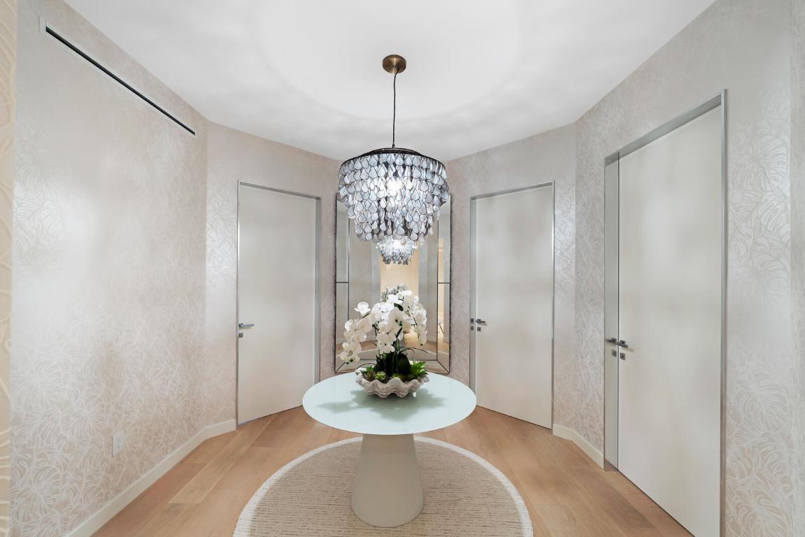 PALAZZO DEL SOL/DELLA LUNA AT FISHER ISLAND CONDO - Residential