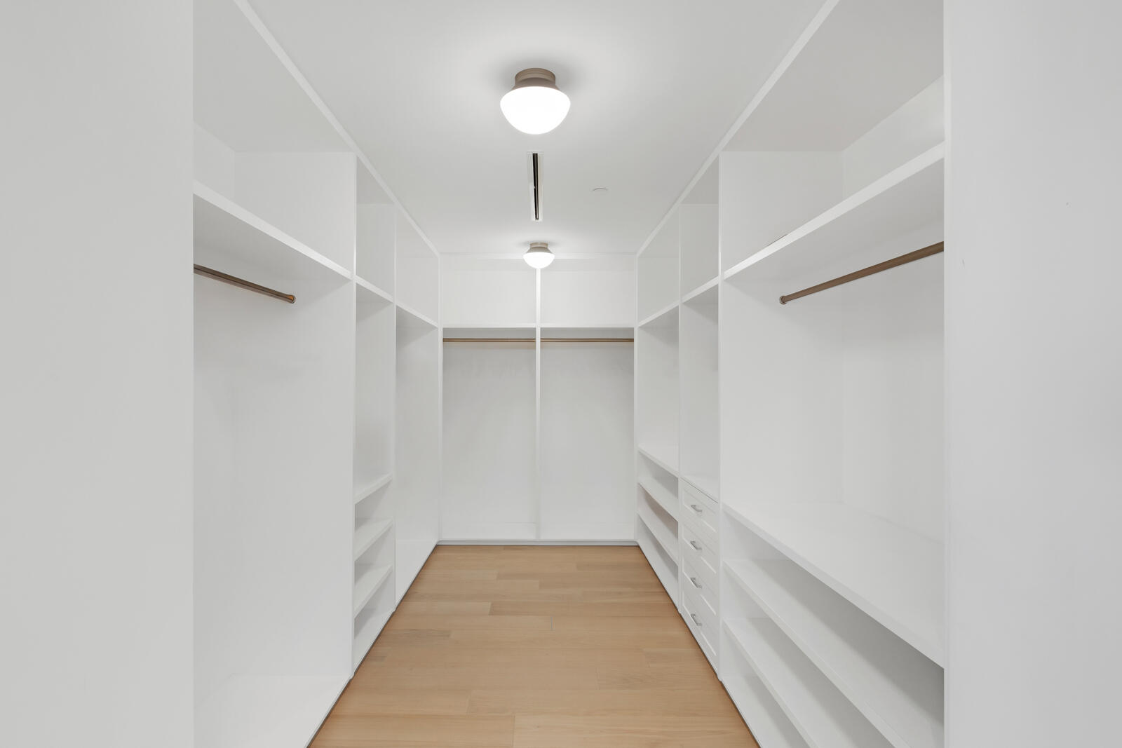 PALAZZO DEL SOL/DELLA LUNA AT FISHER ISLAND CONDO - Residential