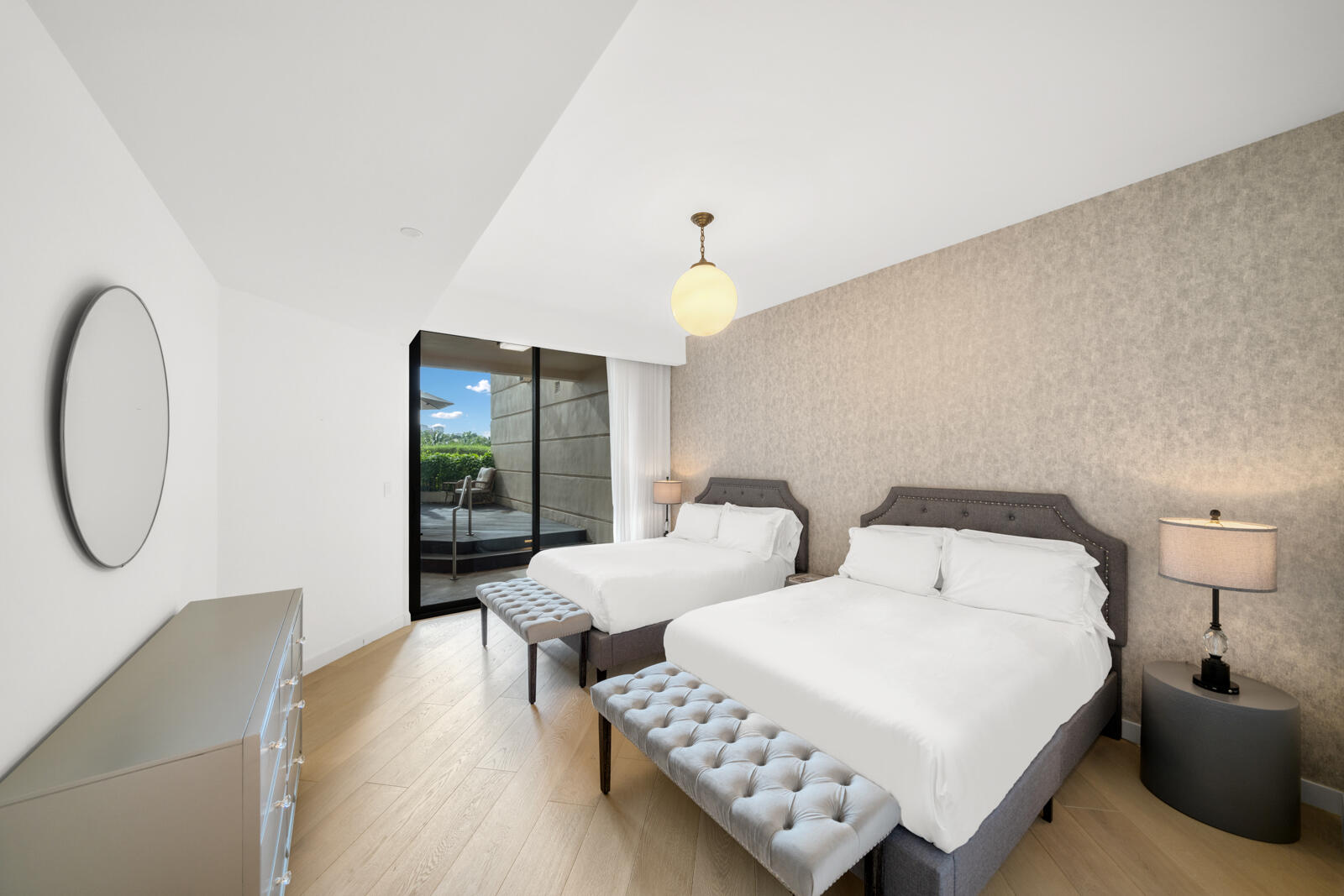 PALAZZO DEL SOL/DELLA LUNA AT FISHER ISLAND CONDO - Residential