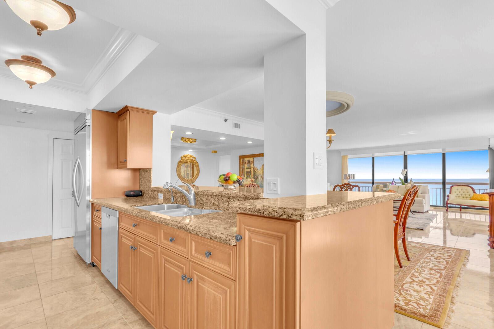 MARTINIQUE 2 CONDO - Residential Lease