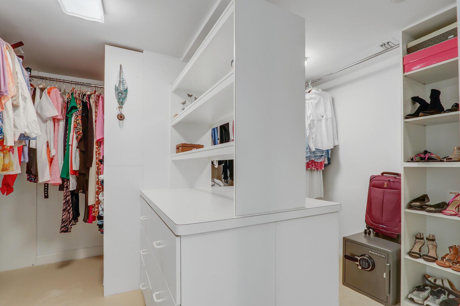 MARTINIQUE 2 CONDO - Residential Lease