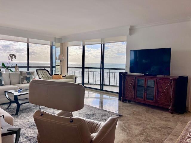MARTINIQUE 2 CONDO - Residential Lease