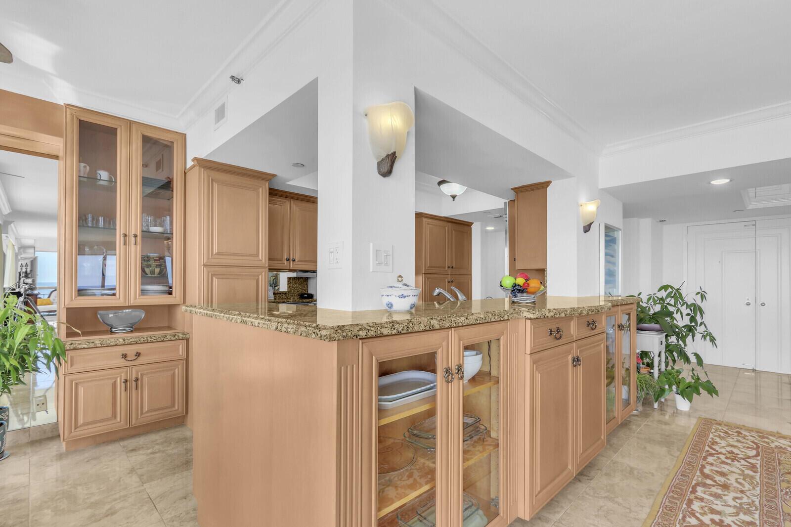 MARTINIQUE 2 CONDO - Residential Lease