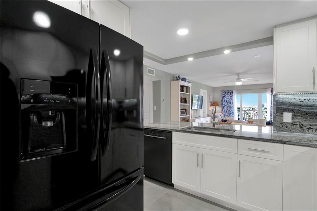 Ocean Sounds Condo - Residential