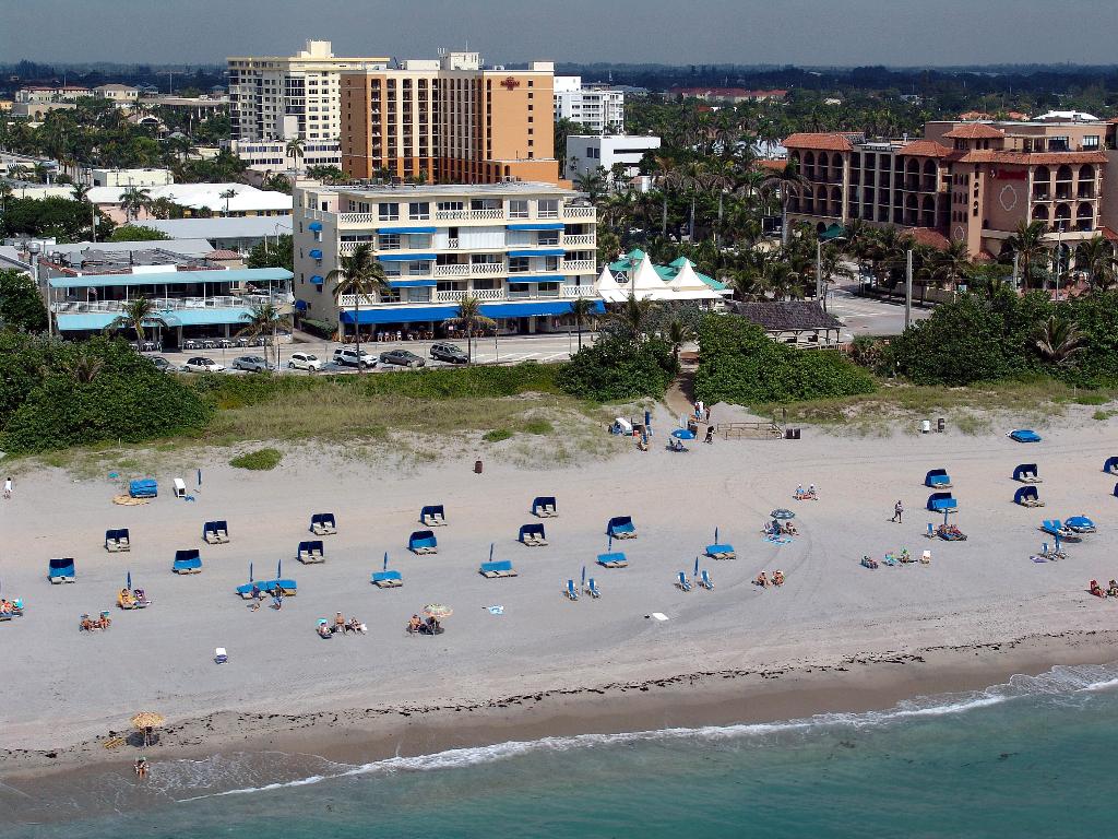 BOCA VILLAS - Residential Lease