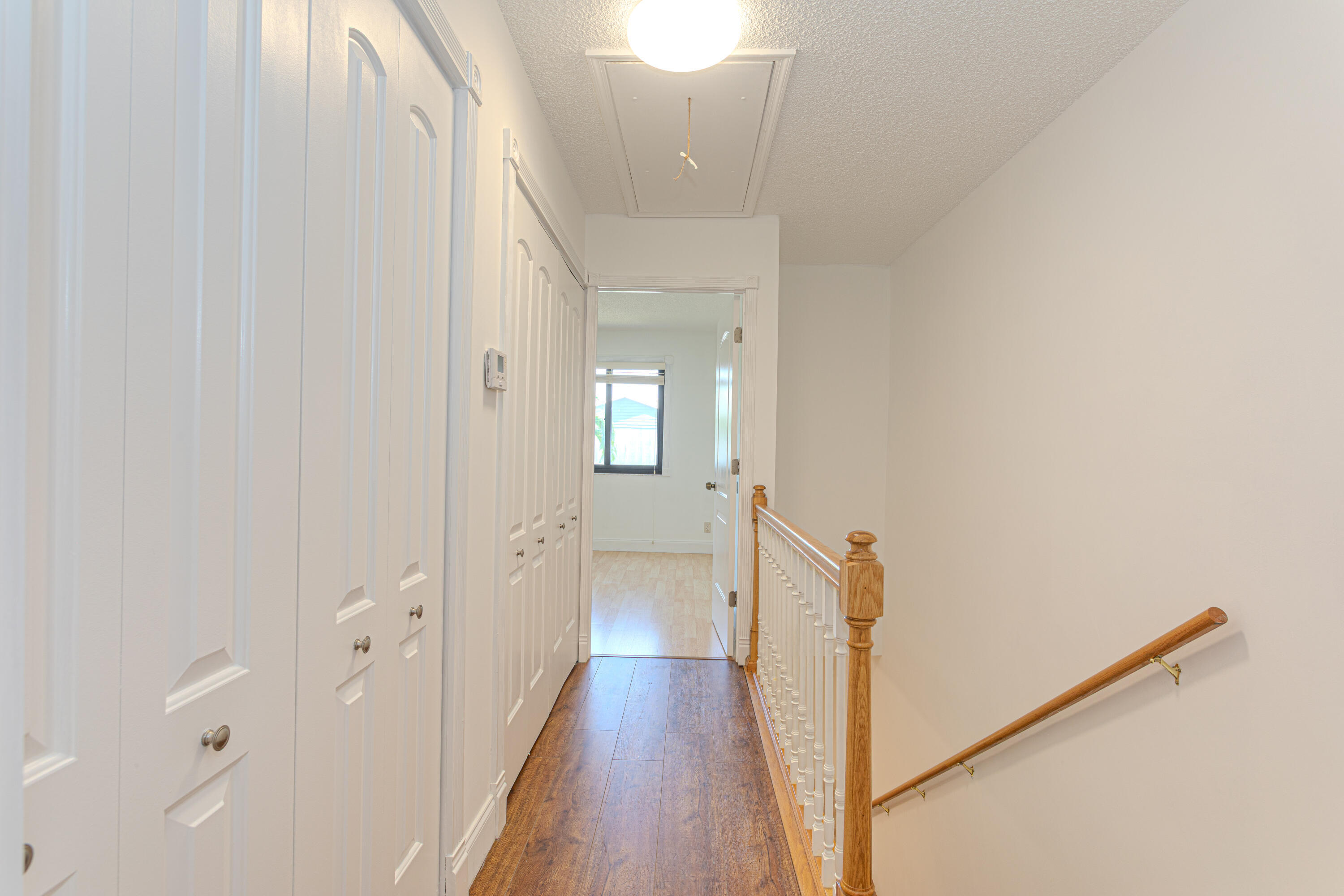 ARBOURS OF THE PALM BEACHES COND - Residential Lease