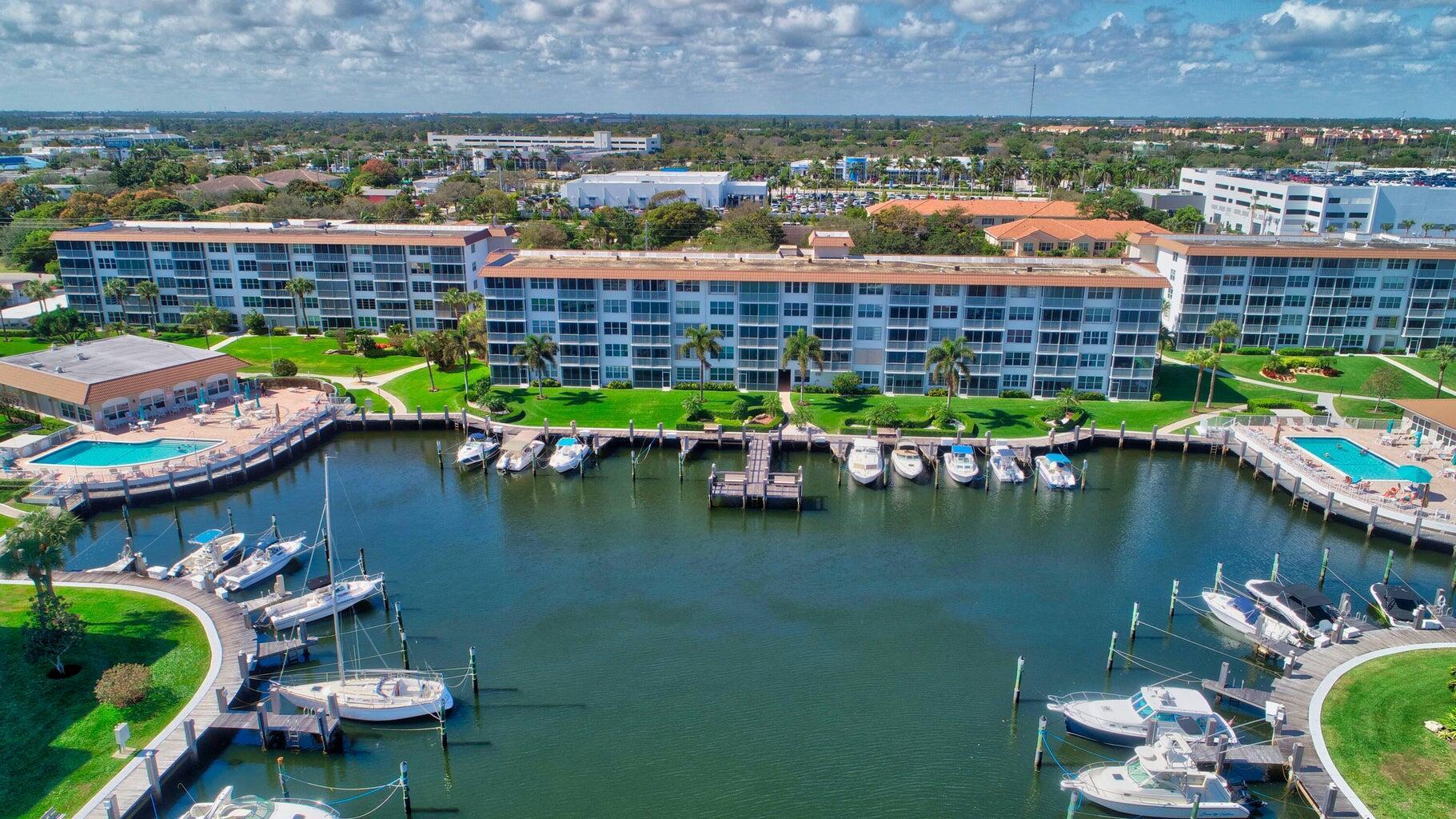 Wonderful over 55 community with a lovely marina! Boat slips restricted to owners. Three pools, a Boat House & Club House, recently renovated, offering a gym, library, billiard room, party & meeting rooms. Very active community offering golf leagues, pickle league, several card groups, book & cooking club, and a variety of seasonal parties& off site events. Great Delray location on the west side of the intracoastal. Walk to several restaurants & malls including Trader Joes, Barnes & Noble, Nordstrum Rack & J Crew, Walmart Grocery.