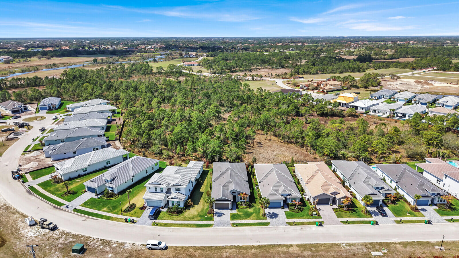 Tesoro Club - Residential Lease