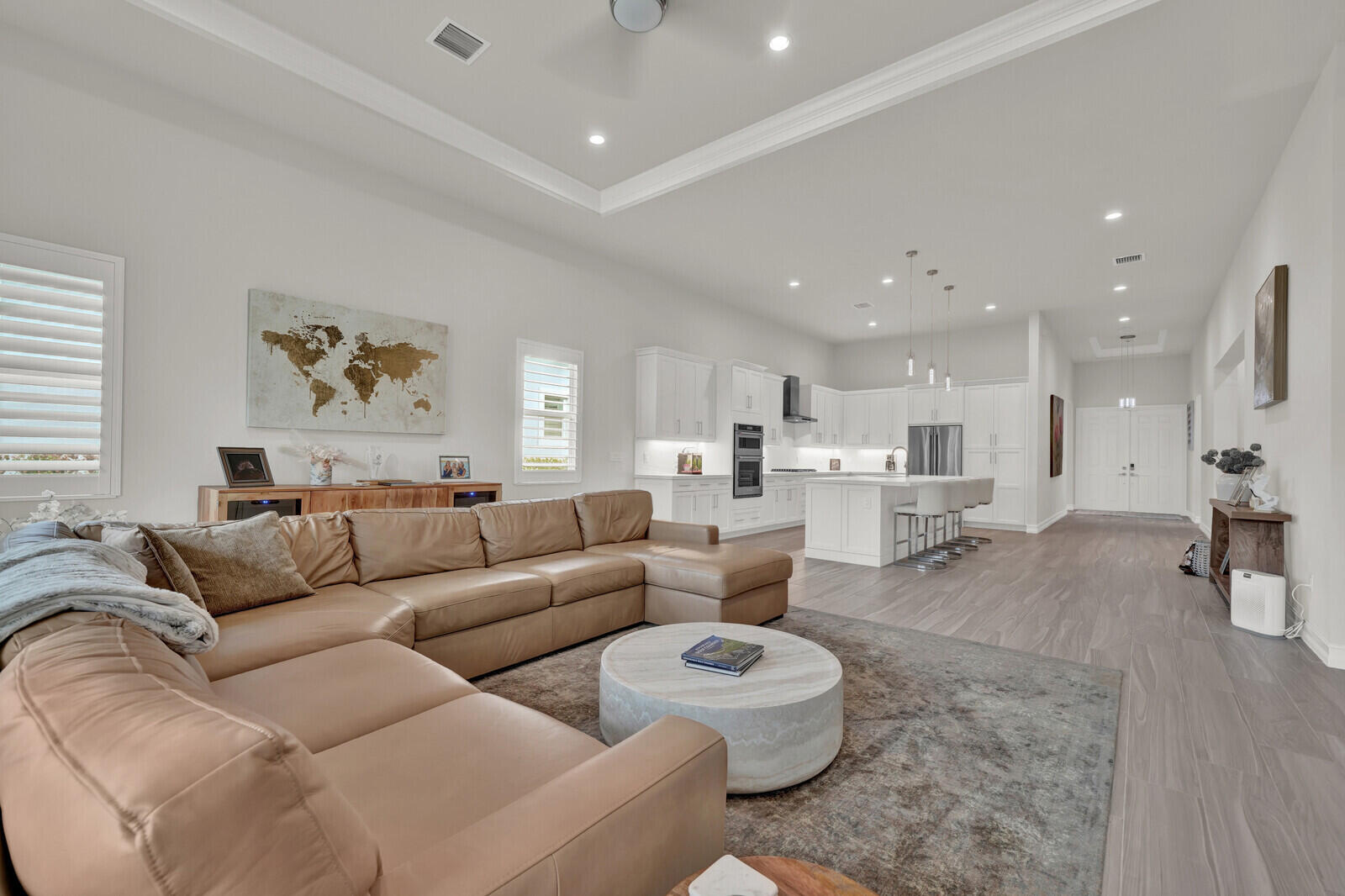 Tesoro Club - Residential Lease