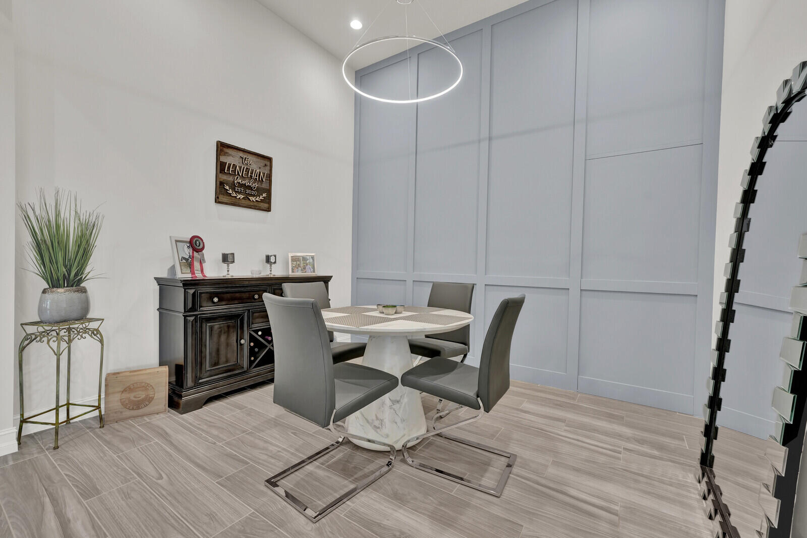 Tesoro Club - Residential Lease