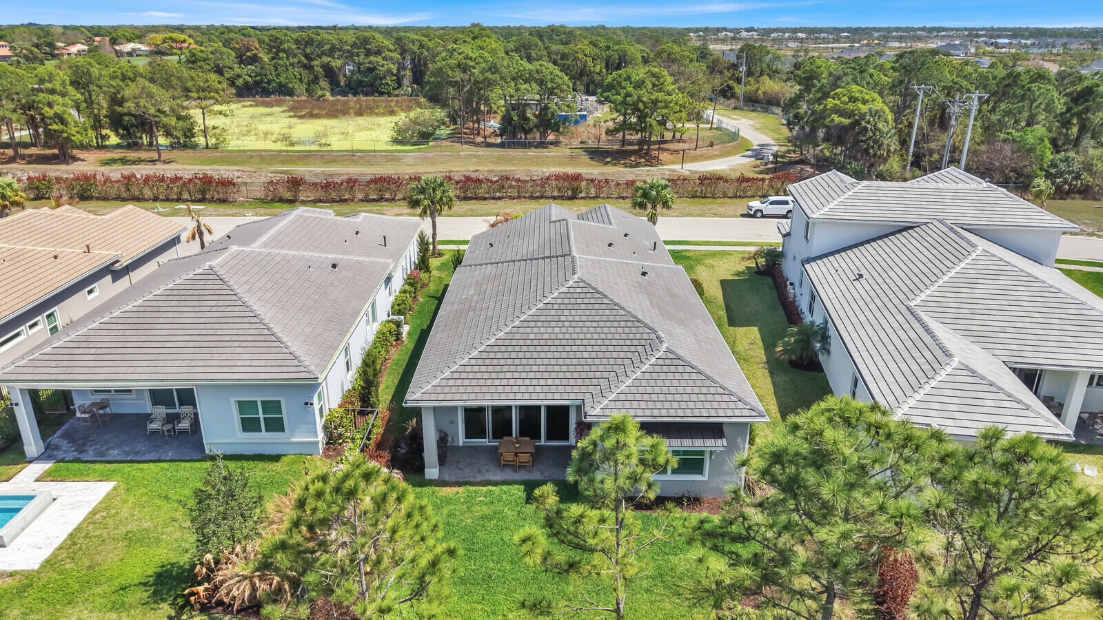 Tesoro Club - Residential Lease